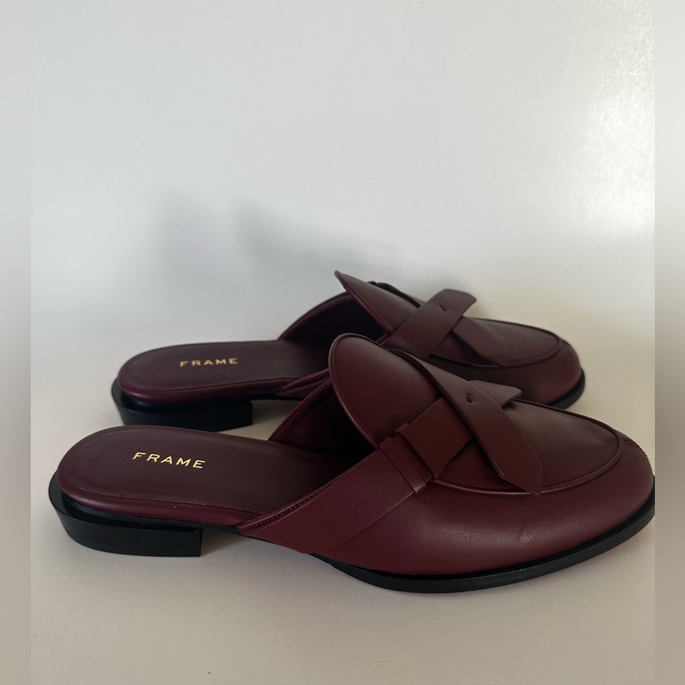 NWOT FRAME shoes mules burgundy leather